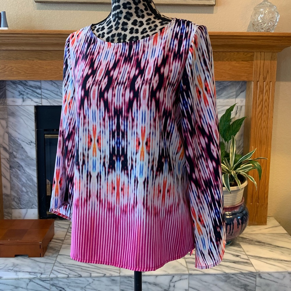 Ellen Tracy multicolored top